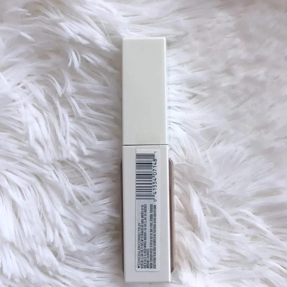 Maybelline Active Wear Super Stay Concealer - 22